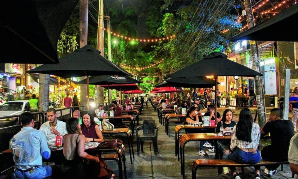 Acogedor En La Mejor Zona Gastronomica Cali- Oeste Apartamento