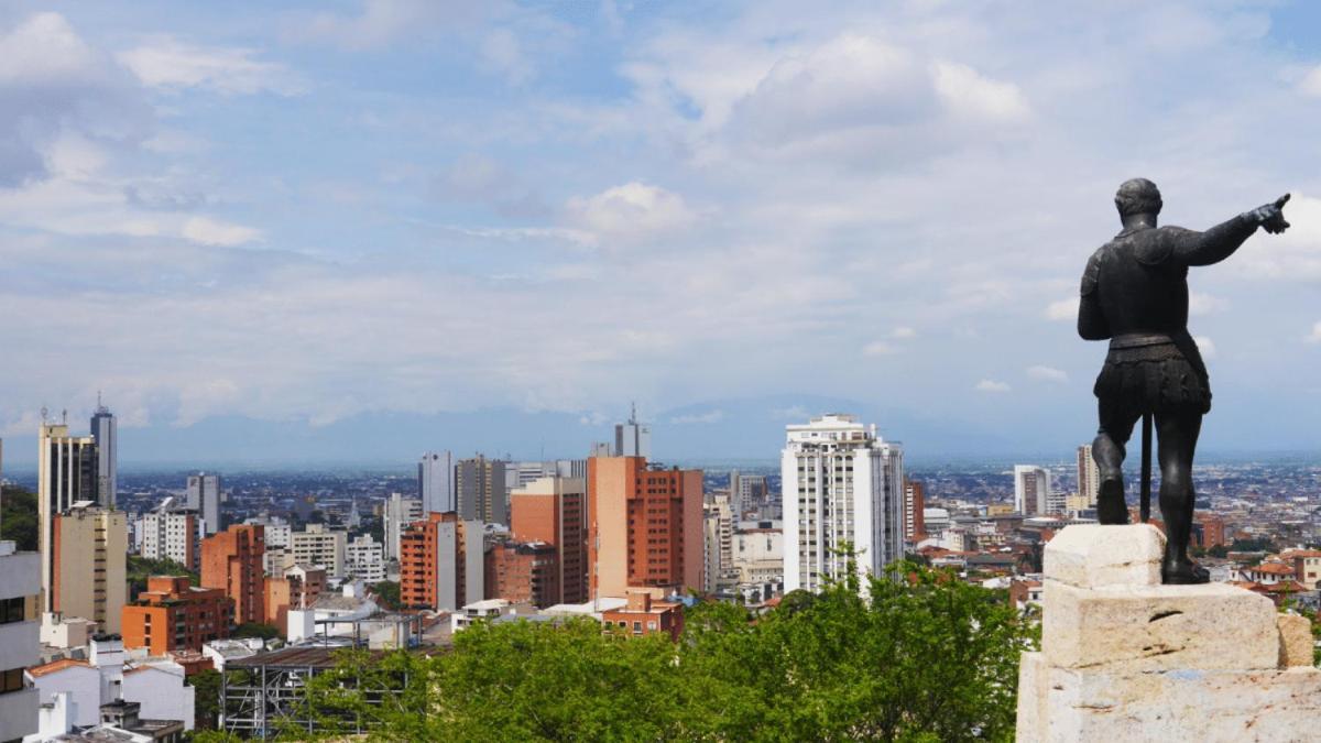 Acogedor En La Mejor Zona Gastronomica Cali- Oeste